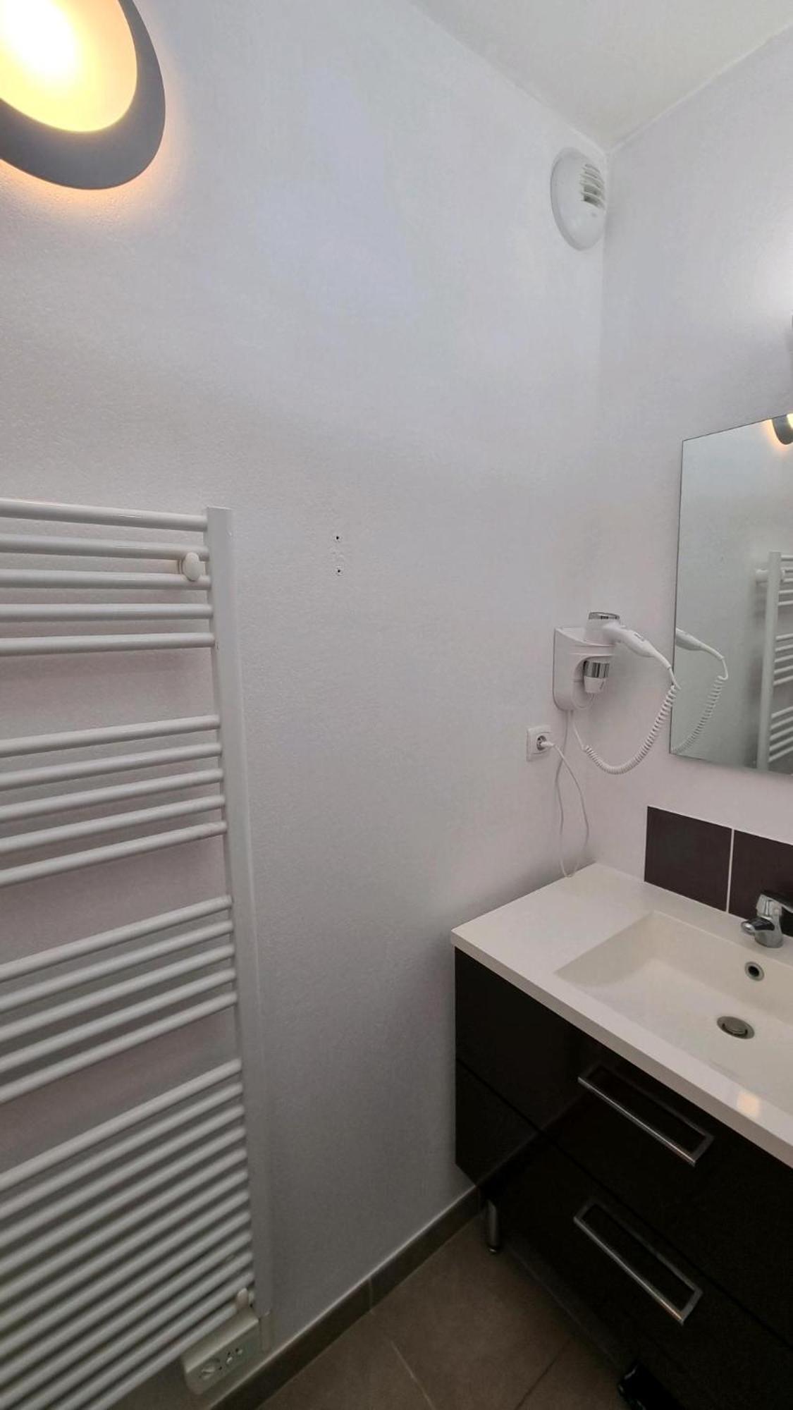 Ax Proche Depart Rando - Piscine - Parking Gratuit Apartment